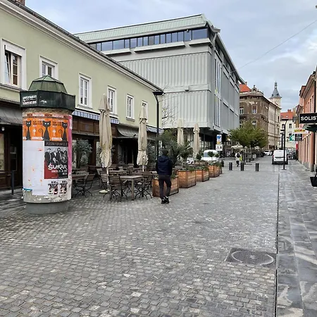 Luxury * Celje